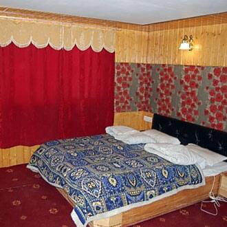Hotel Khaleel Palace, Gulmarg 2